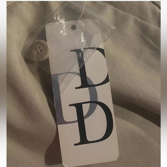 NWT‎ Dalia Collection Beige Chino Pants Wide Leg Womens Size 14P (1110) - Picture 3 of 6